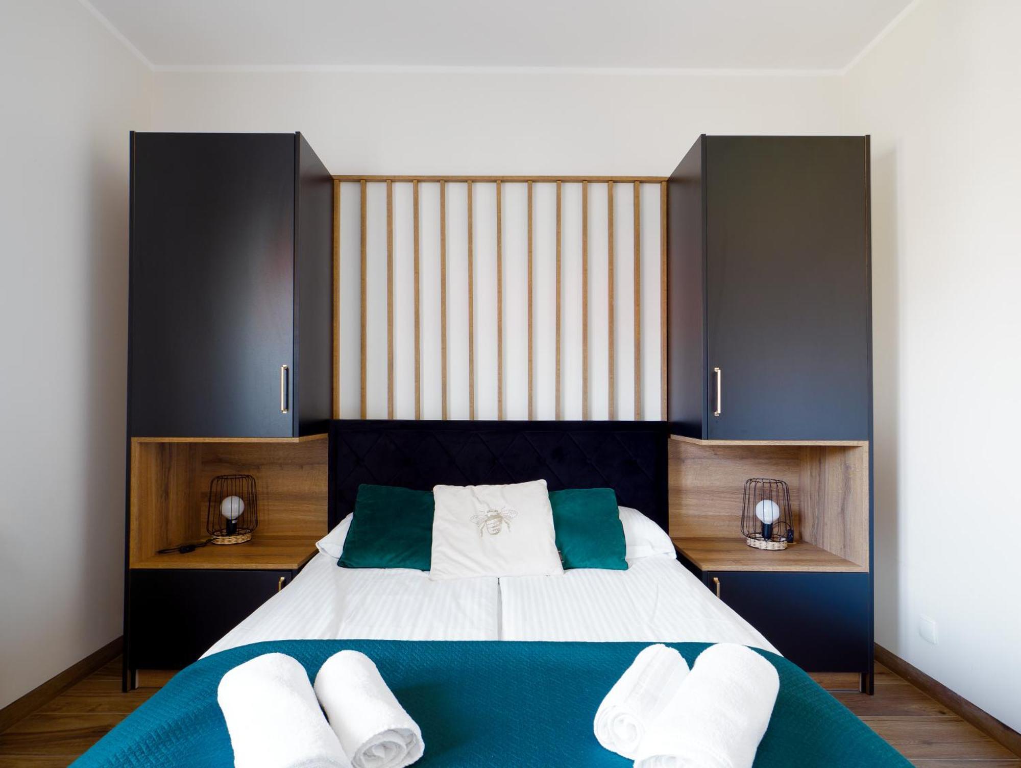 Port 77 Hotel ครีนิซามอร์สกา ภายนอก รูปภาพ